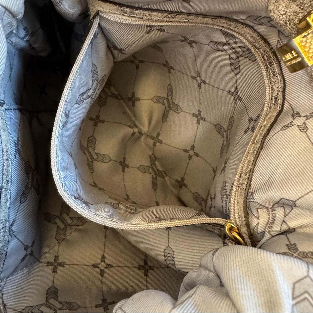 Aimee Kestenberg Distressed Grey Shimmer Suede Crossbody Bag, Removable Strap - Picture 12 of 16